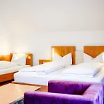 Hotel Smart 1 Bb1 202 *