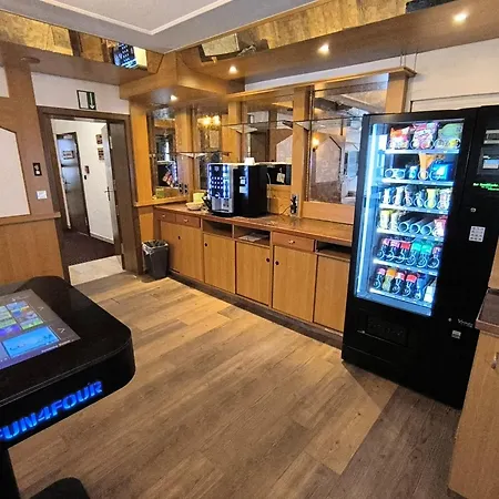 Hotel Smart 1 Bb1 202 *