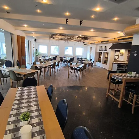 Smart 1 Bb1 202 Hotel